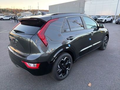 New 2025 Kia Niro Wind w/ Wind Preserve Package