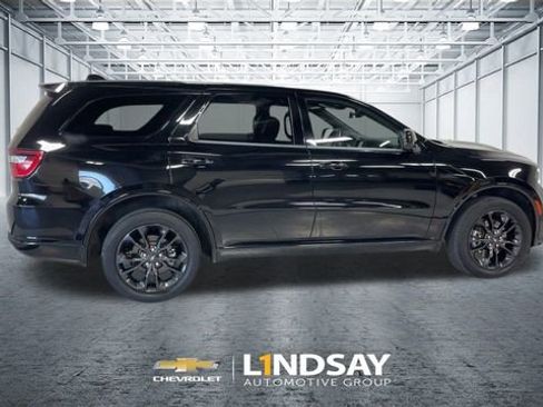 Used 2022 Dodge Durango GT w/ Blacktop Package image 2
