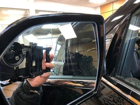 Certified 2022 Ford Expedition Max Limited image 25