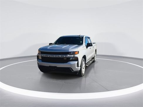 Used 2021 Chevrolet Silverado 1500 Custom w/ Safety Confidence Package image 4