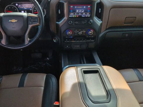Used 2021 Chevrolet Silverado 2500 High Country w/ Z71 Off-Road Package AWD/4WD image 14