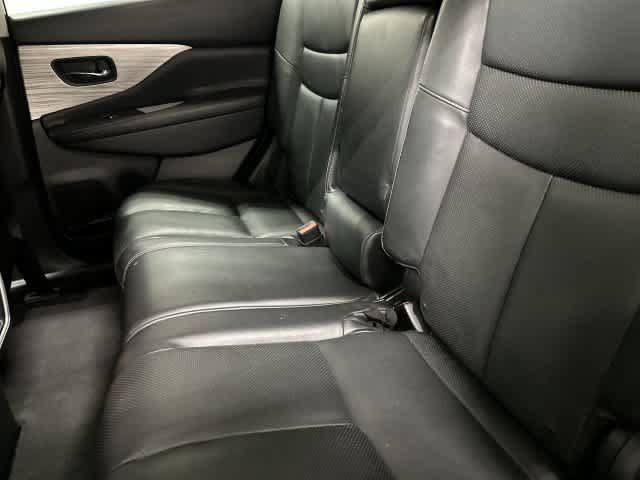 Used 2016 Nissan Murano SL w/ SL Technology Package FWD image 11