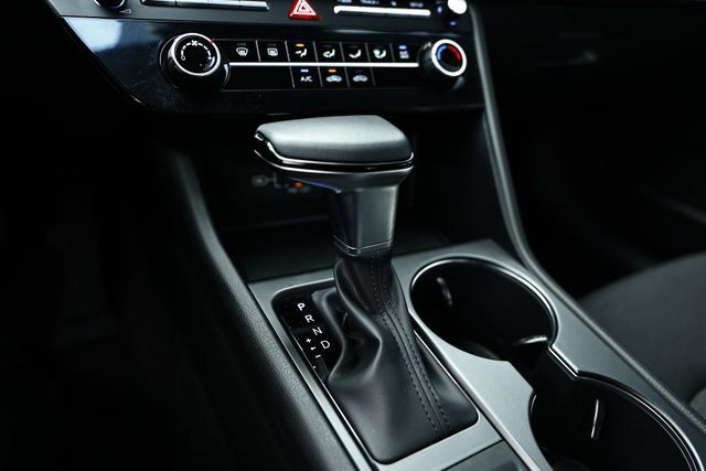 Certified 2025 Hyundai Sonata SE FWD image 38