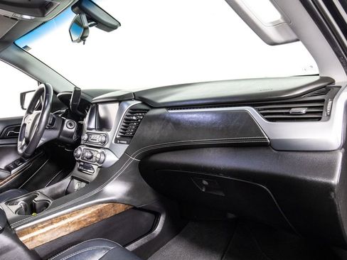 Used 2019 Chevrolet Tahoe LS RWD image 19