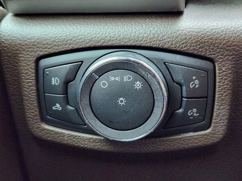 Used 2019 Ford F250 King Ranch w/ King Ranch Ultimate Package image 19