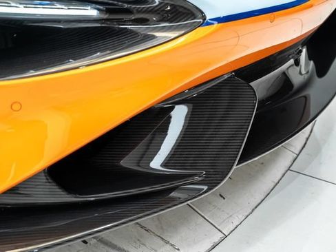 Used 2022 McLaren 765LT RWD image 33