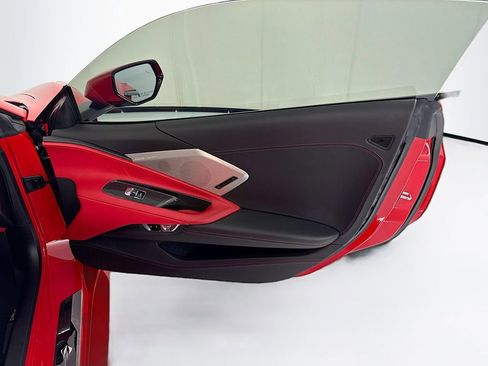 Used 2020 Chevrolet Corvette Stingray Premium Cpe w/ 3LT Preferred Equipment Group image 32