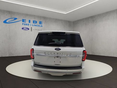 Used 2023 Ford Expedition Platinum AWD/4WD image 10