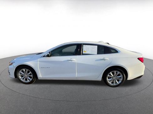 Used 2024 Chevrolet Malibu LT image 9