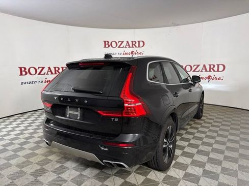 Used 2020 Volvo XC60 T5 Momentum FWD image 8