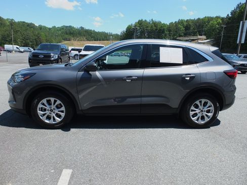 Used 2024 Ford Escape Active FWD image 6