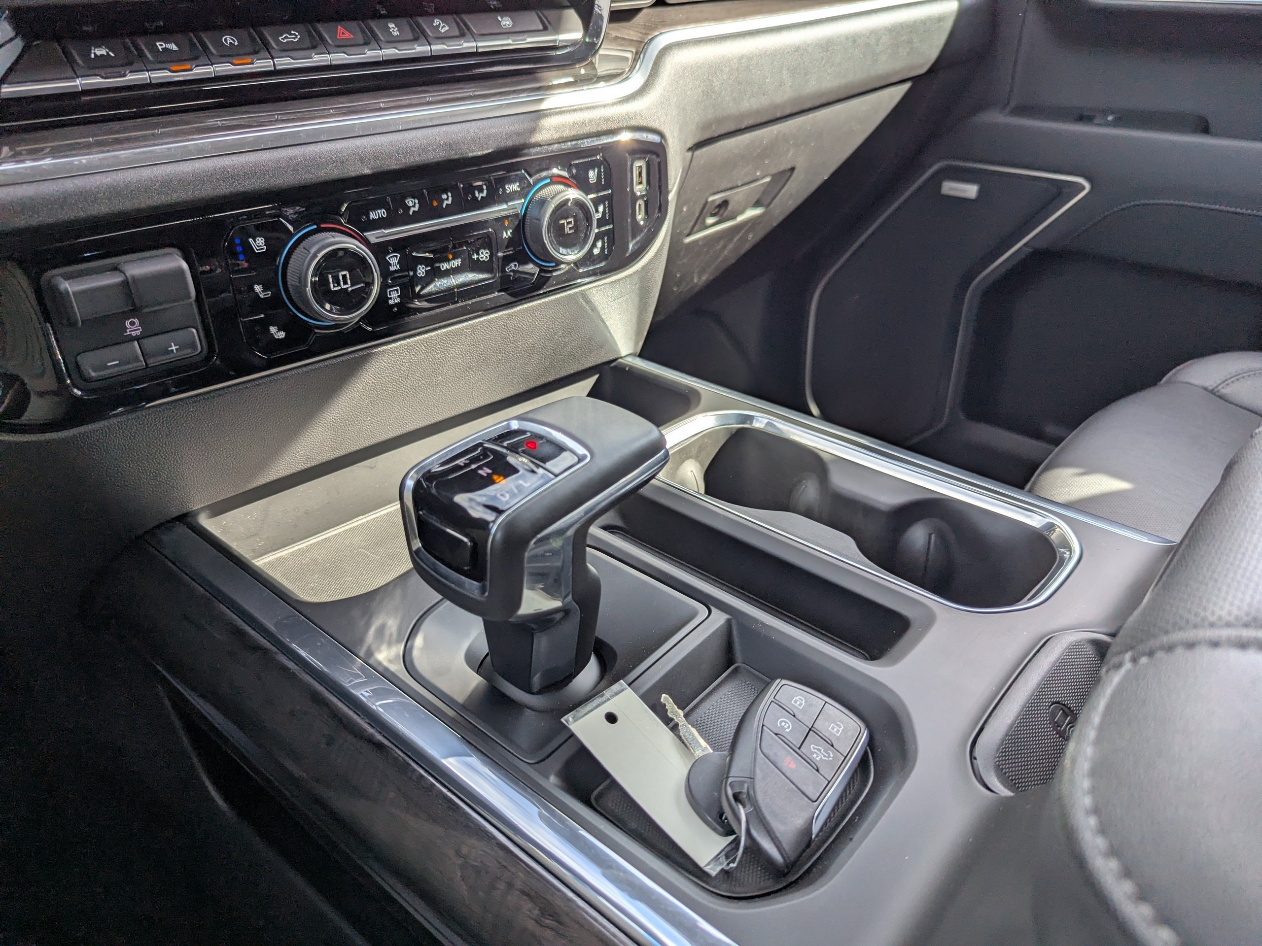 Certified 2023 Chevrolet Silverado 1500 LTZ AWD/4WD image 28