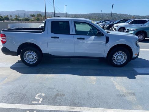 Used 2025 Ford Maverick XL w/ Equipment Group 102A AWD/4WD image 2