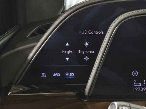 Certified 2024 Cadillac Escalade ESV Premium Luxury Platinum w/ LPO, Floor Liner Package AWD/4WD image 33