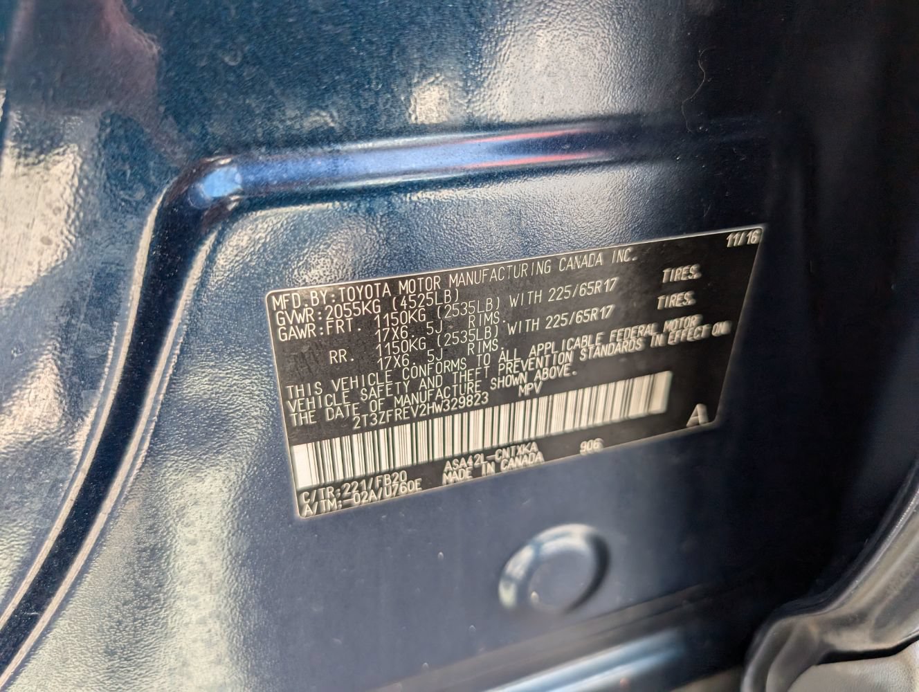 Used 2017 Toyota RAV4 LE FWD image 25