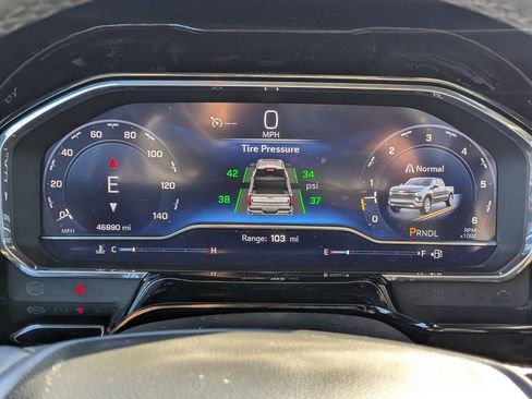 Used 2025 Chevrolet Silverado 1500 LT image 28