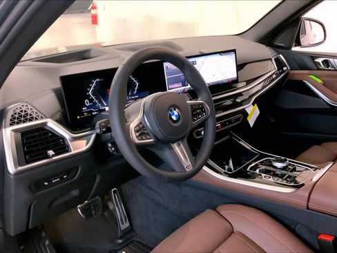New 2026 BMW X5 xDrive40i AWD/4WD image 8