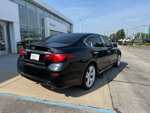 Used 2018 INFINITI Q70 L 3.7 AWD/4WD image 6