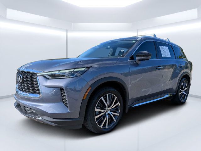 Used 2023 INFINITI QX60 Sensory w/ Vision Package AWD/4WD image 7