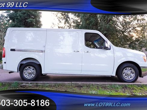 Used 2020 Nissan NV 3500 SL image 9