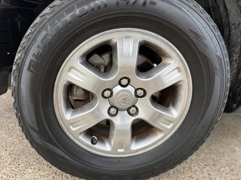 Used 2004 Toyota Highlander 2WD image 21