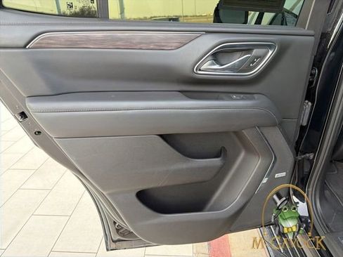 Used 2023 Chevrolet Tahoe LT w/ Luxury Package image 15