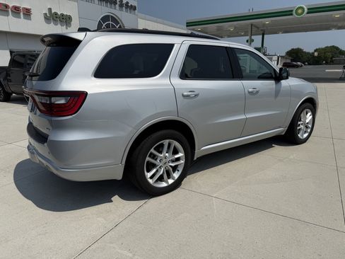 Used 2024 Dodge Durango GT AWD/4WD image 8