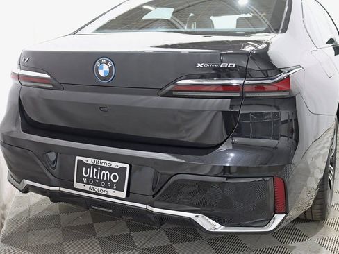 Used 2023 BMW i7 xDrive60 w/ Executive Package 2 image 14