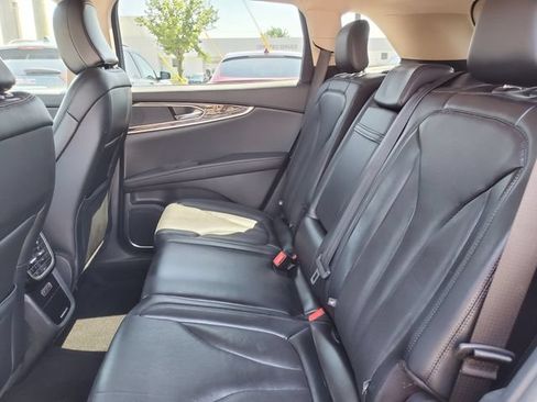 Certified 2023 Lincoln Nautilus Reserve AWD/4WD image 30