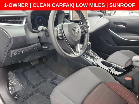 Used 2025 Toyota Corolla SE w/ SE Premium Package FWD image 20