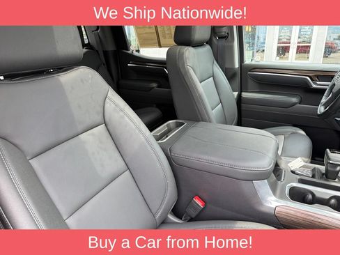Used 2026 Chevrolet Silverado 1500 LT Trail Boss w/ LT Trail Boss Premium Package AWD/4WD image 31