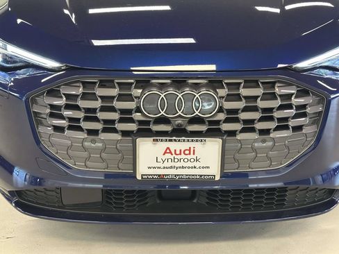 Used 2025 Audi Q5 Premium Plus w/ Premium Plus AWD/4WD image 12