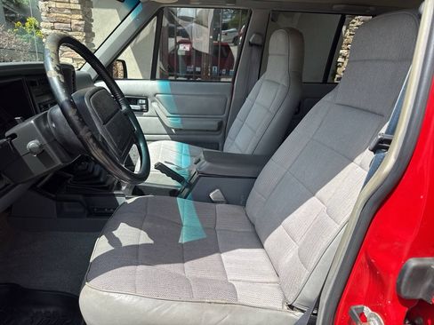 Used 1995 Jeep Cherokee Sport AWD/4WD image 10