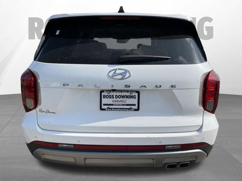 Used 2024 Hyundai Palisade SEL FWD image 5