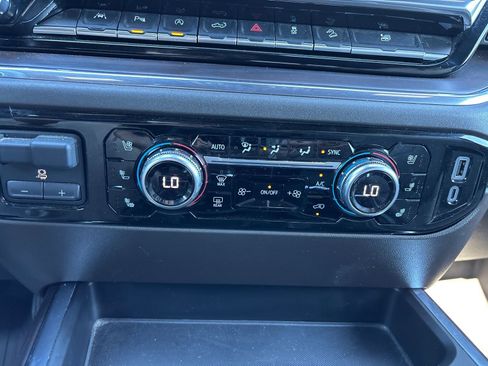 Used 2023 GMC Sierra 1500 SLT w/ SLT Premium Plus Package image 11