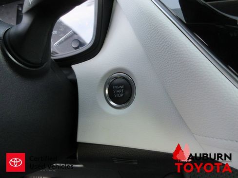 Certified 2025 Toyota Corolla SE w/ Convenience Package FWD image 14