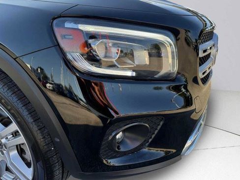 Used 2021 Mercedes-Benz GLB 250 image 10