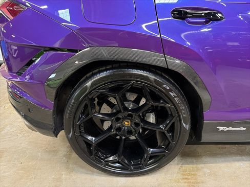 Used 2023 Lamborghini Urus Performante image 23