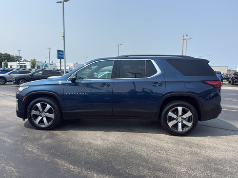 Certified 2023 Chevrolet Traverse LT w/ LT Premium Package AWD/4WD image 6