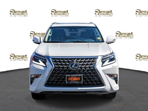 Used 2021 Lexus GX 460 Premium w/ Premium Package image 2