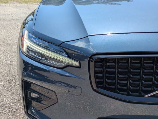 Certified 2024 Volvo S60 B5 Plus FWD image 13