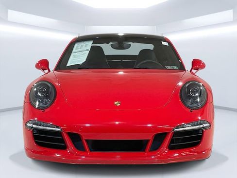 Used 2015 Porsche 911 Carrera 4 GTS image 2