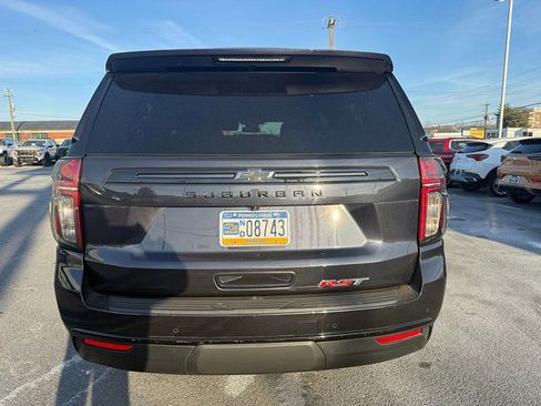 Used 2023 Chevrolet Suburban RST w/ Luxury Package image 4