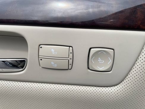 Used 2006 Cadillac DTS FWD image 6