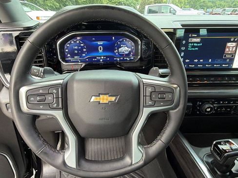 Used 2024 Chevrolet Silverado 1500 LTZ w/ LTZ Premium Package AWD/4WD image 27