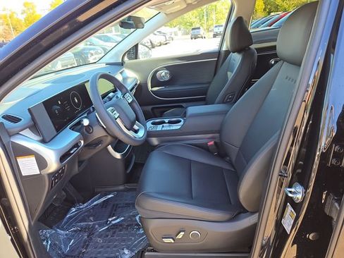 New 2026 Hyundai Ioniq 9 SEL image 24