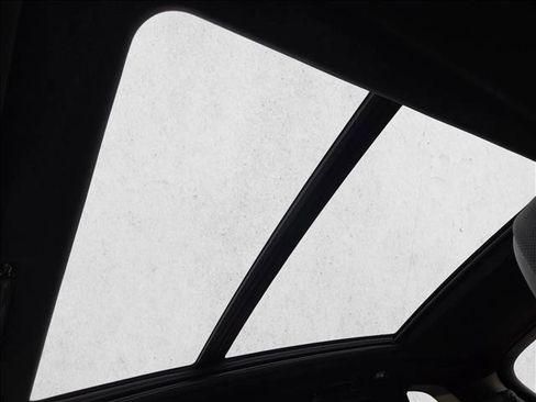 Used 2024 BMW X5 xDrive40i w/ Parking Assistance Package image 16