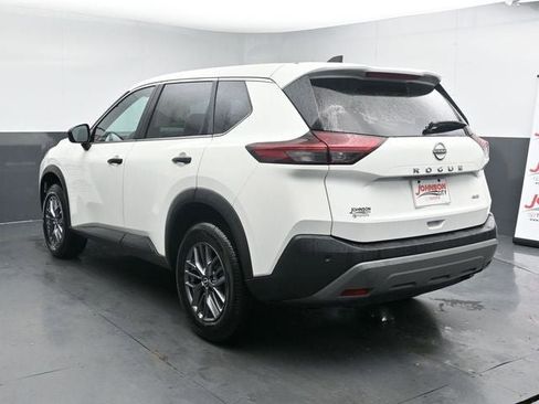 Used 2023 Nissan Rogue S image 8