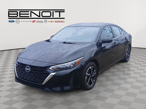 Used 2024 Nissan Sentra SV image 1