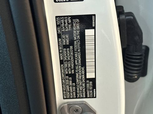 New 2026 Volvo EX30 Plus image 25